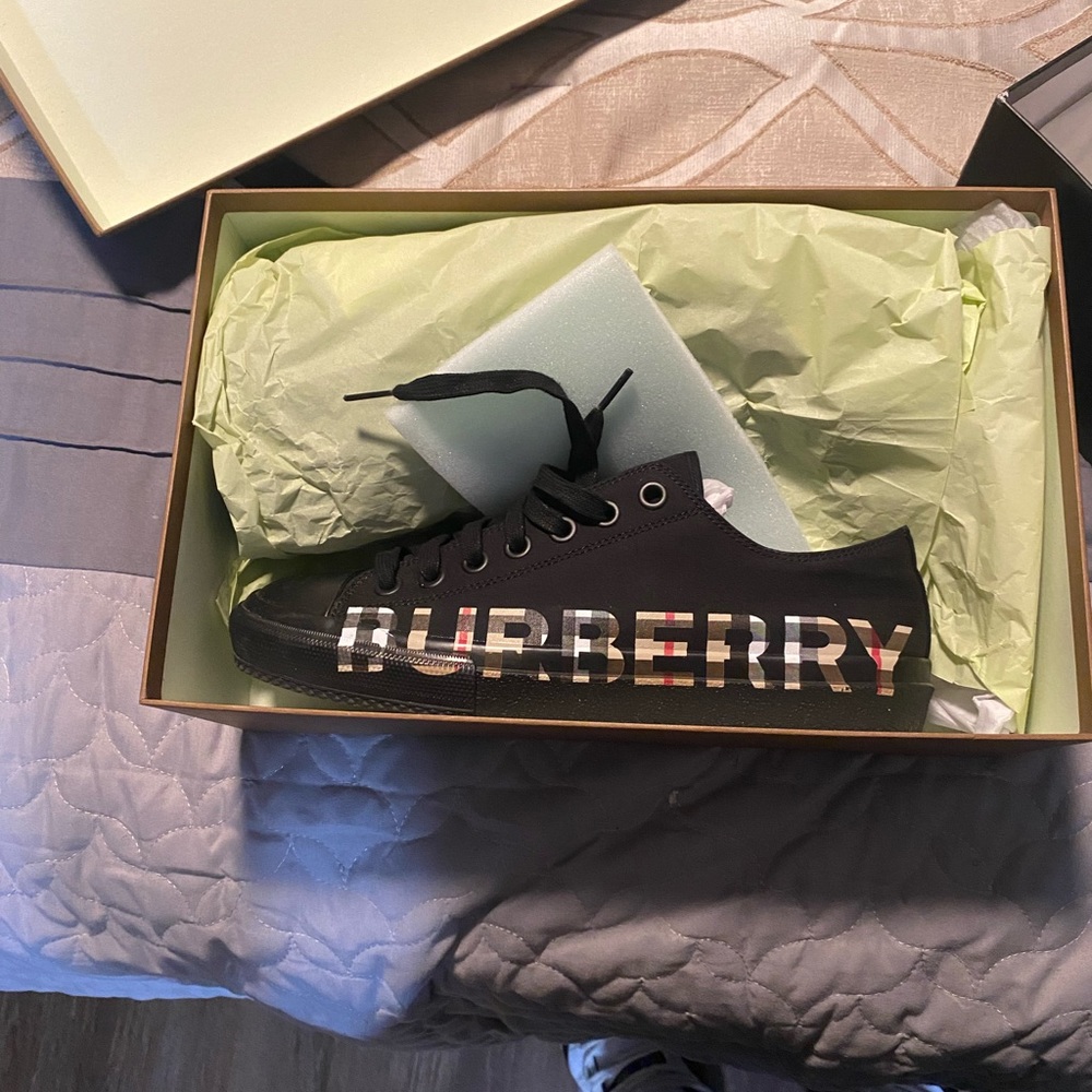 Burberry Shoes